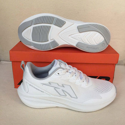 Giày Thể Thao Biti's Hunter Core Nam Màu Trắng HSM010800TRG