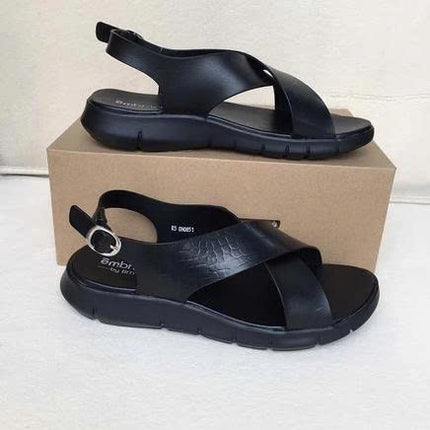 Dép Sandal Biti's Êmbrace Nữ Màu Đen BEW003100DEF