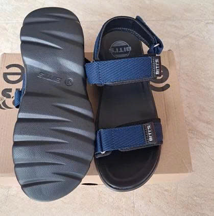 Dép Sandal Biti's Bé Trai Màu Xanh Nhớt BEB006300XNH